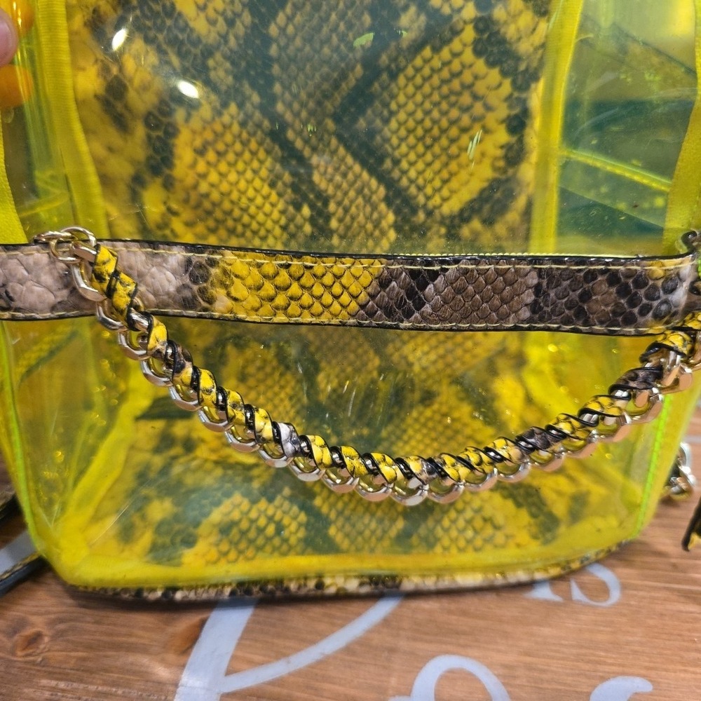 Victorias‎ Secret Girls Neon Green Snake Print Small Backpack - Picture 3 of 9